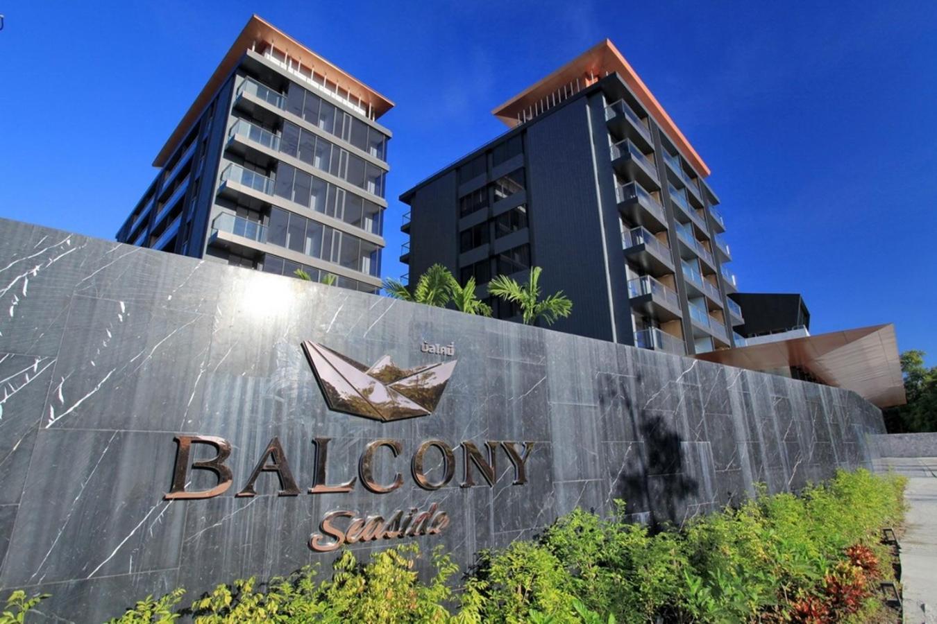Balcony Seaside Sriracha Hotel & Serviced Apartments Си Рача Екстериор снимка